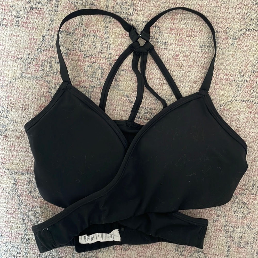 alphalete wrap around sport bra